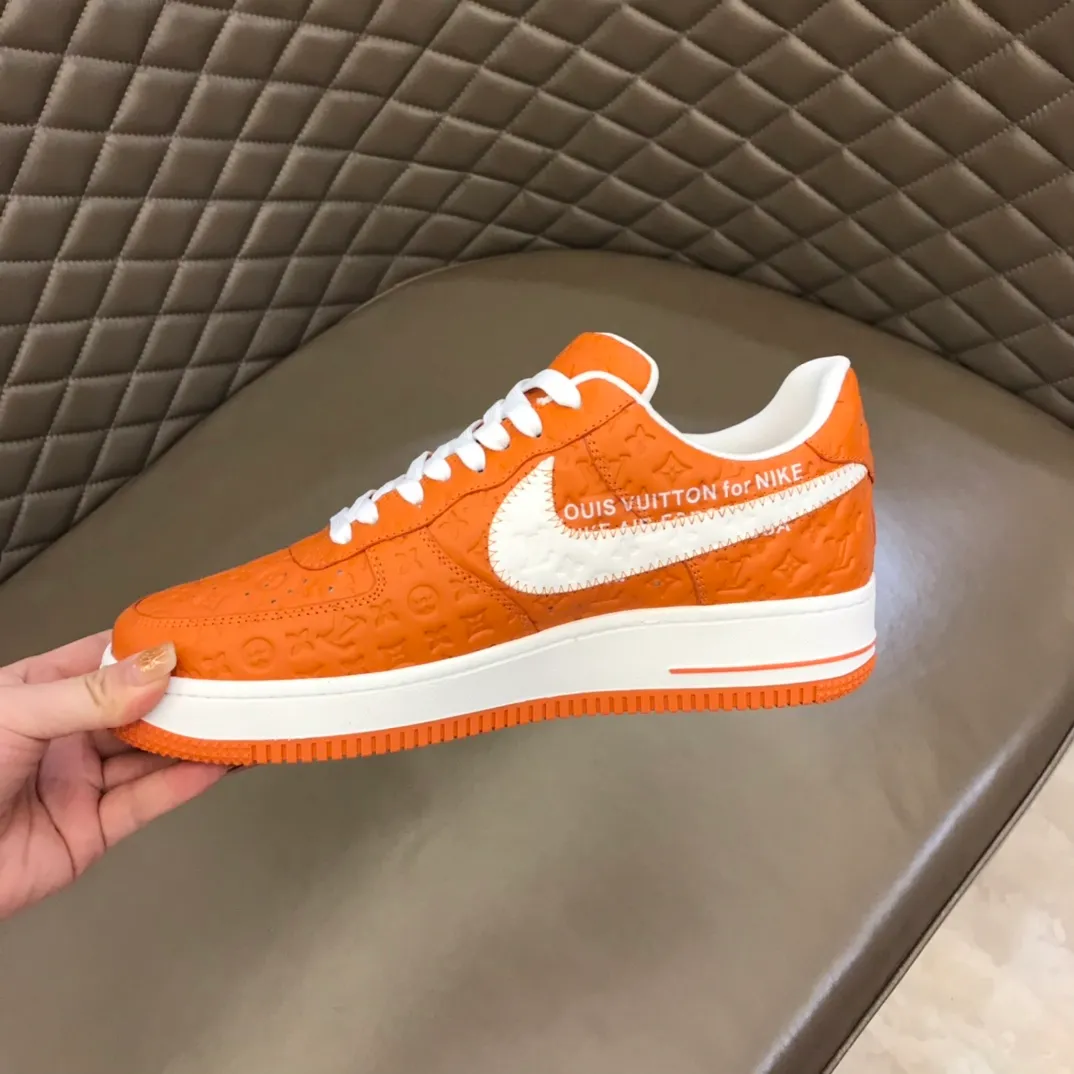 Men's shoes💰p440 "*oui* Vuitto*" x OFF-WHITE x Nike three-party collaboration! Trendy and cool men's casual sports shoes with unrivaled color matching. The design idea basically continues the style of THE TEN. The Swoosh line and tongue label have a very familiar visual effect and are both fashionable and trendy! A must-have for fashionistas! The effect on your feet is absolutely stunning! Size: 38-45